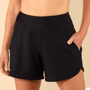 Women's Black Land’s End UPF Swim Shorts
Size 8